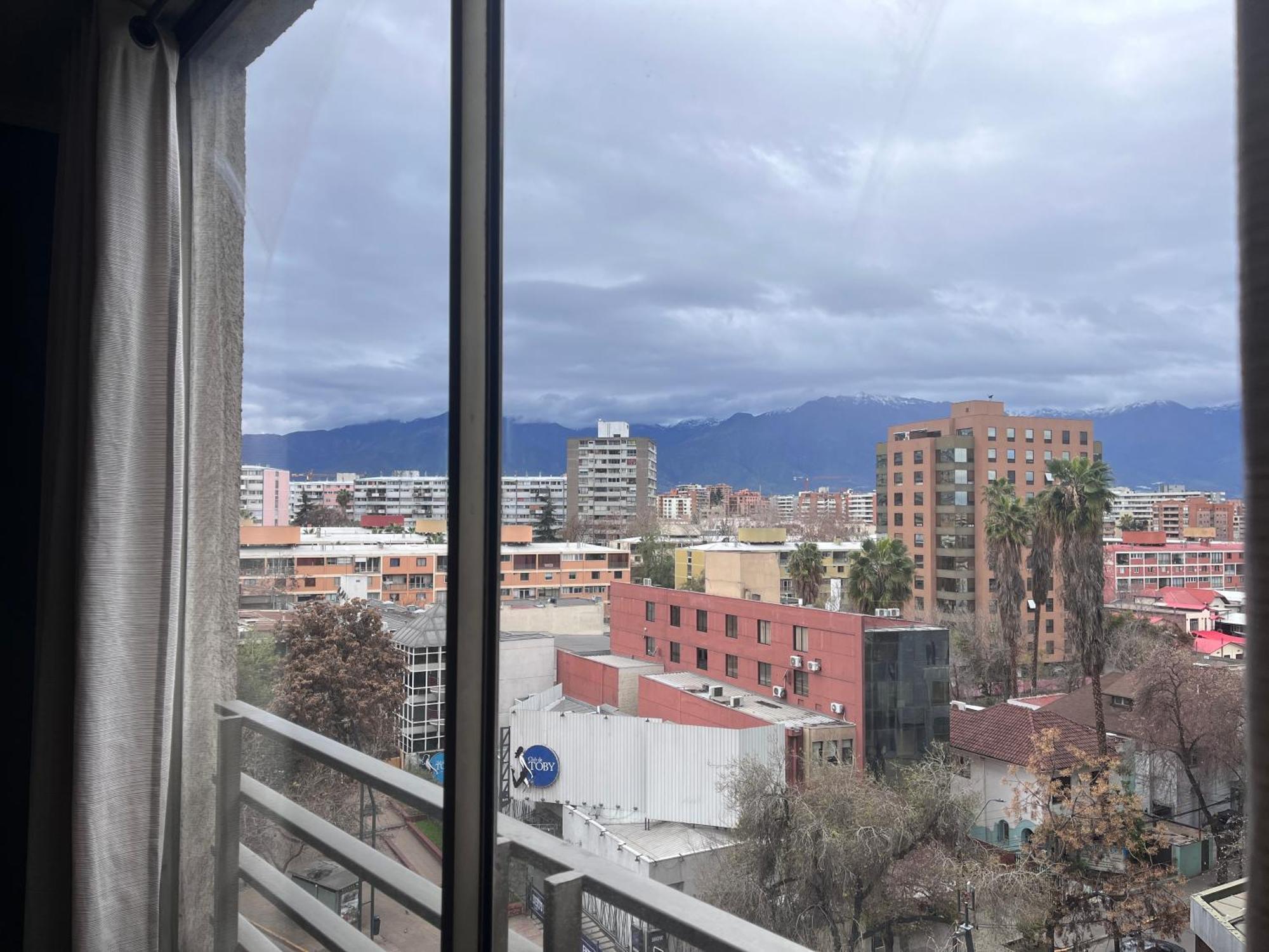 Apartamentos City Centro Manuel Montt 산티아고 외부 사진