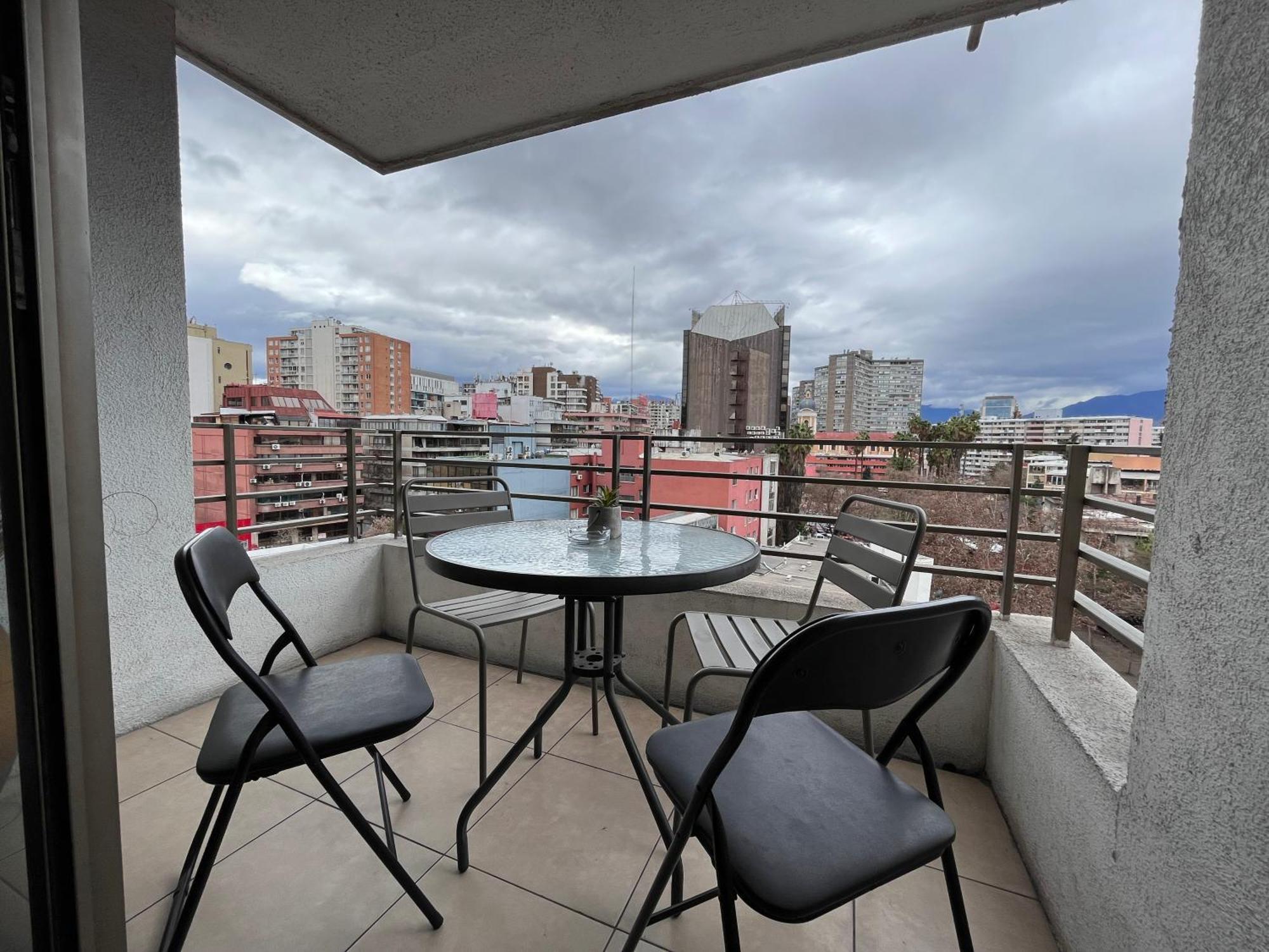 Apartamentos City Centro Manuel Montt 산티아고 외부 사진